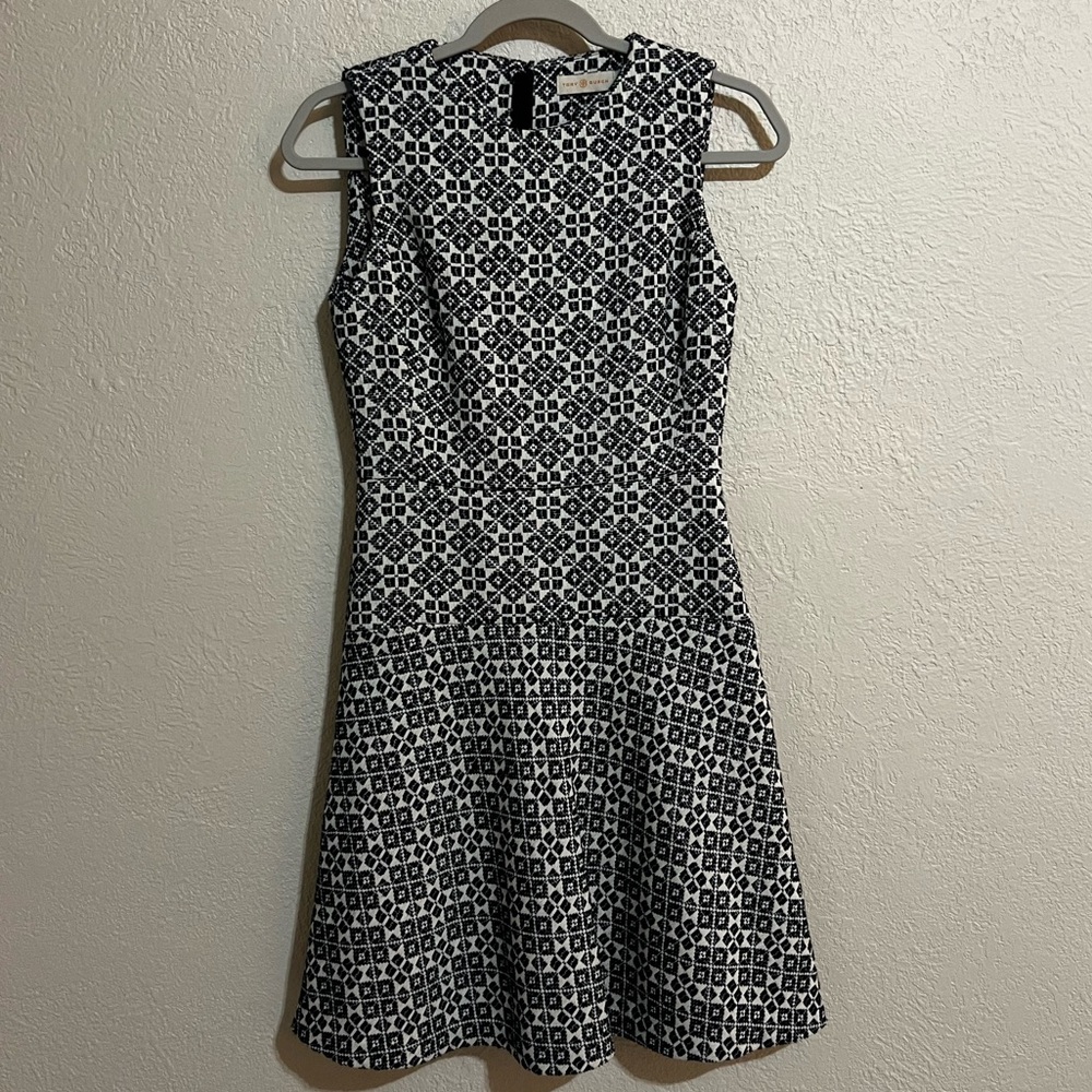 Tory Burch Navy and White Hourglass Mini Dress - Picture 3 of 9